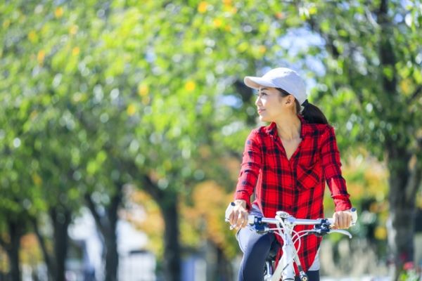 女性の自転車ひとり旅